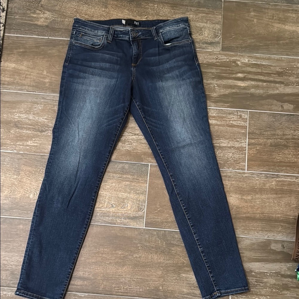 Kut from the Kloth Blue toothpick Skinny Jeans with Faded Wash